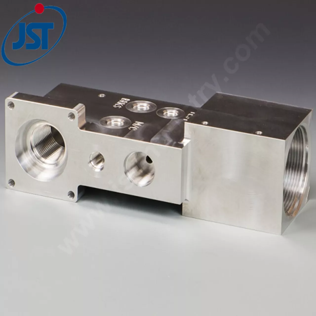 ‌CNC Machined Aluminum Manifold Block